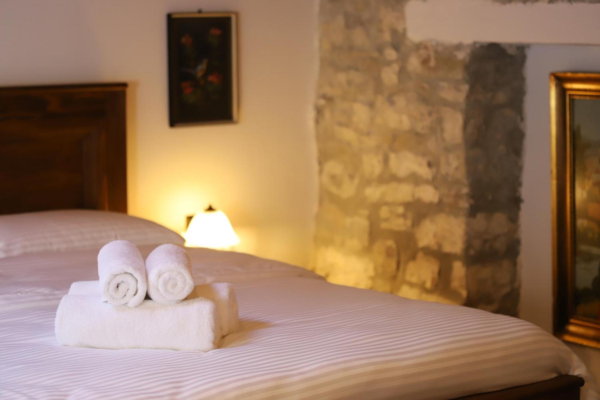 Vila Art Berat Castle Exterior foto