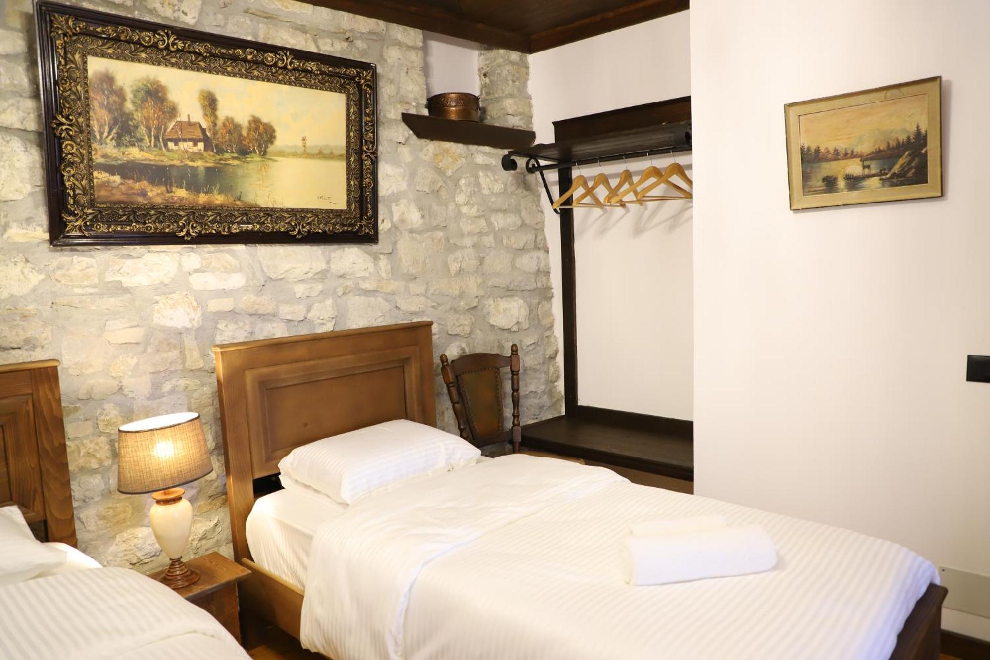 Vila Art Berat Castle Exterior foto